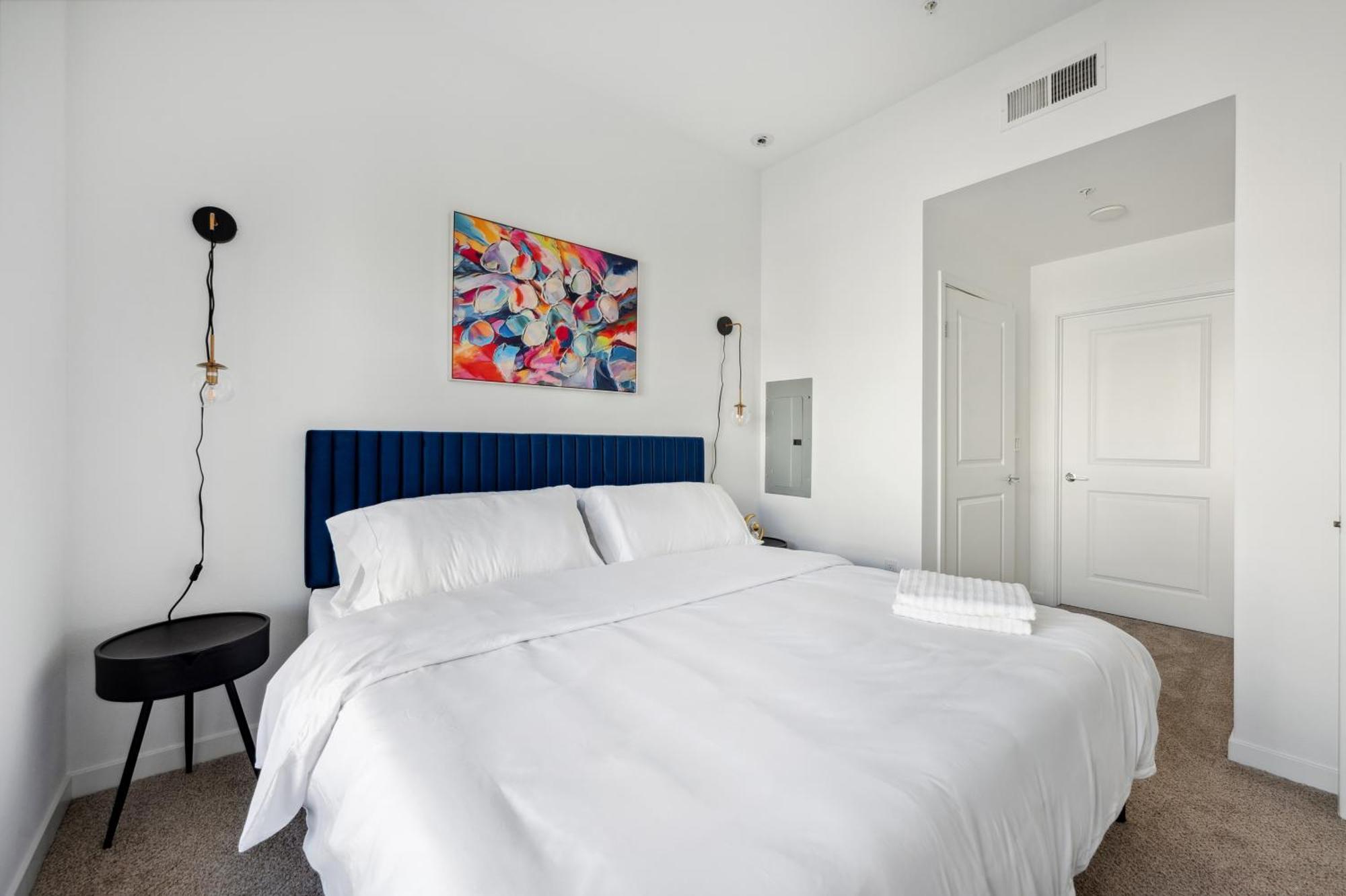 Spacious 1bdr Near Walk Of Fame With Luxury Amenities Los Angeles