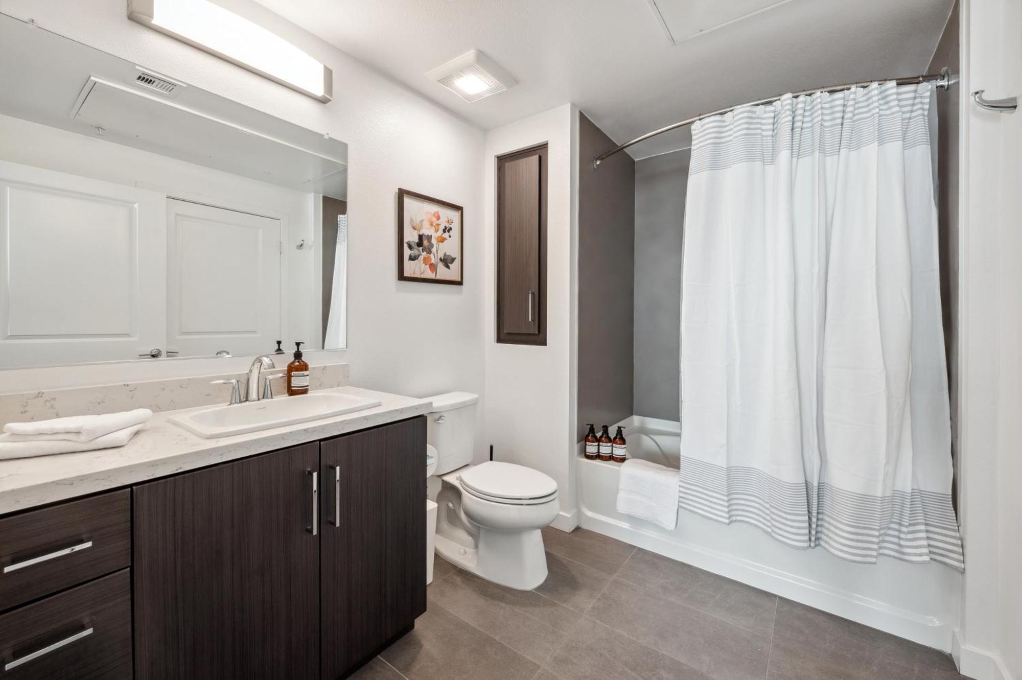 Apartment Spacious 1bdr Near Walk Of Fame With Luxury Amenities