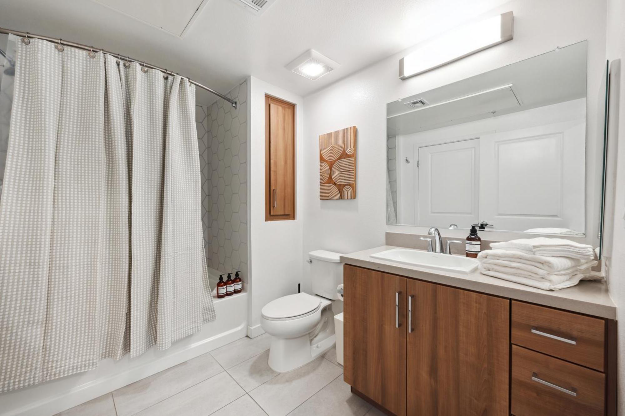 Spacious 1bdr Near Walk Of Fame With Luxury Amenities Apartment *